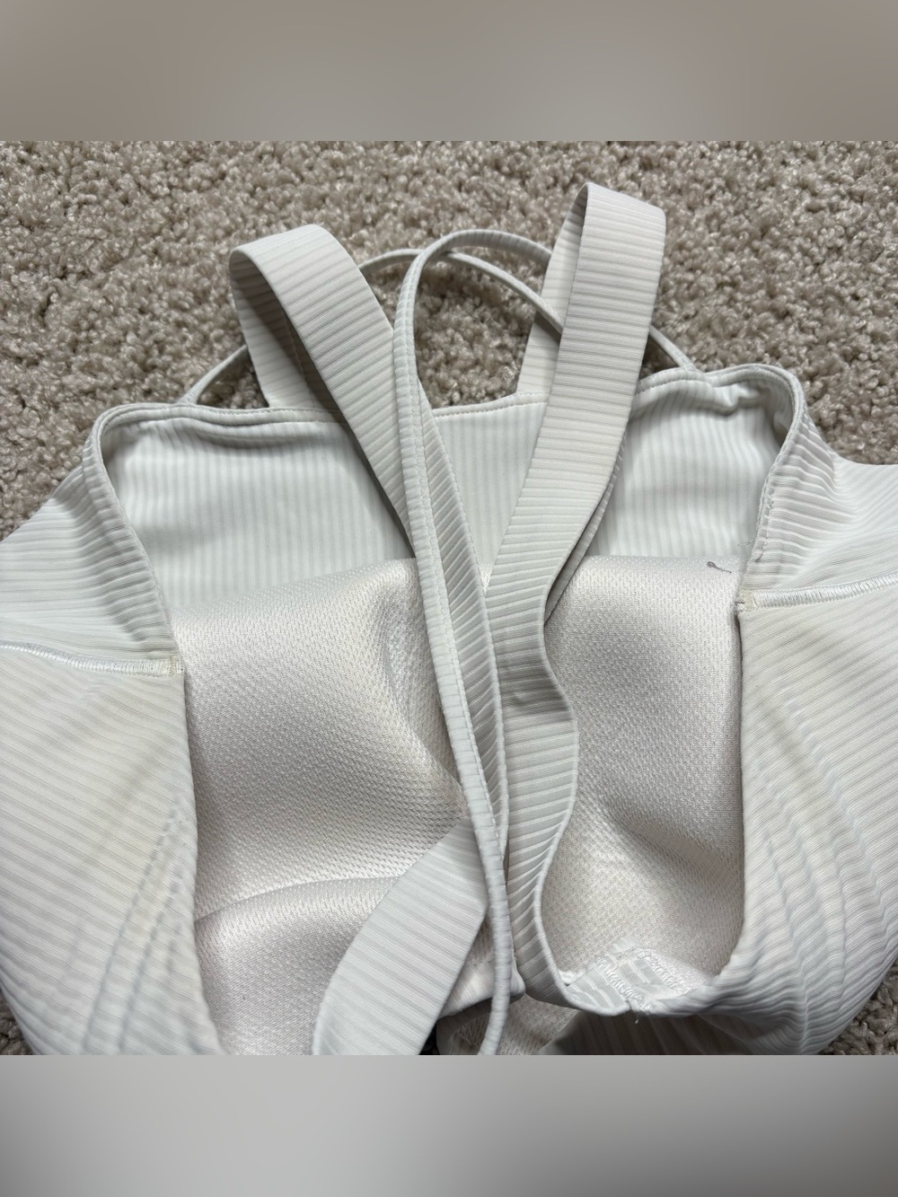 Lululemon Like a Cloud Ribbed Longline Bra *Light Support, B/C Cup - Picture 4 of 5